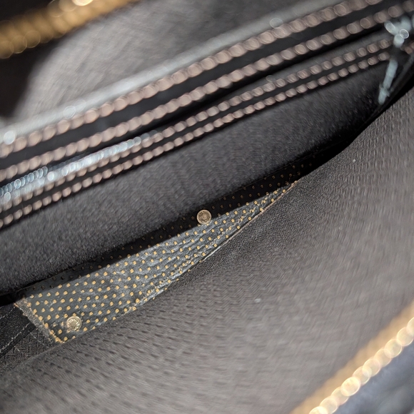 Vintage Dooney And Bourke Black and Gold Women's Bag - Picture 3 of 4